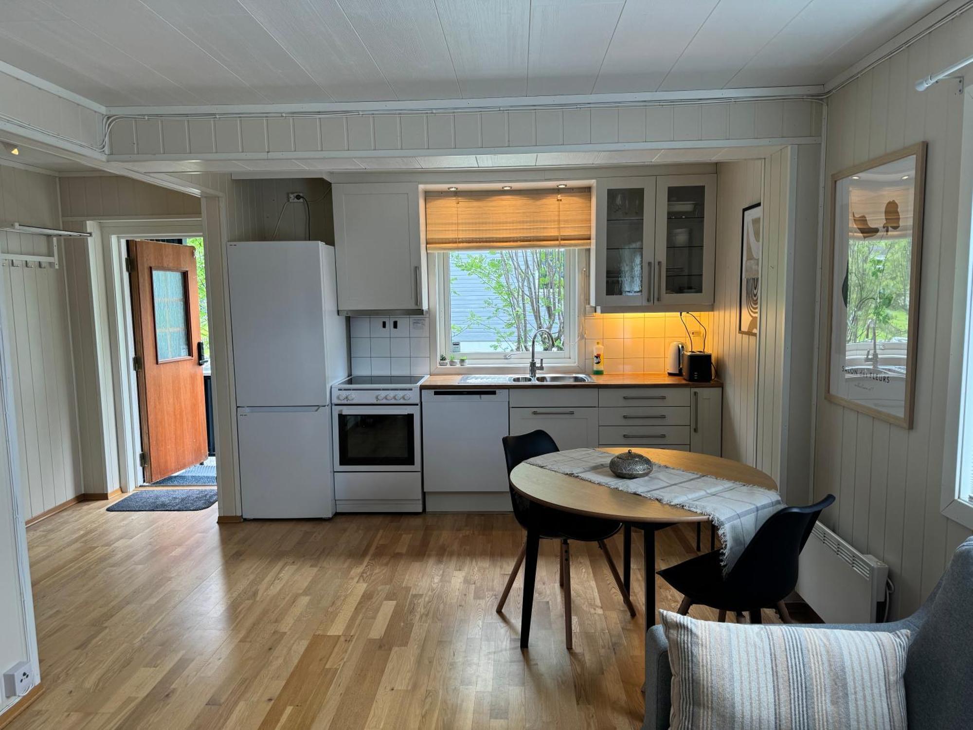 Walo Apartments Tromsdalen - Close To Cable Car And Arctic Cathedral, 10 Min By Bus To City Centre, Free Parking ترومسو المظهر الخارجي الصورة