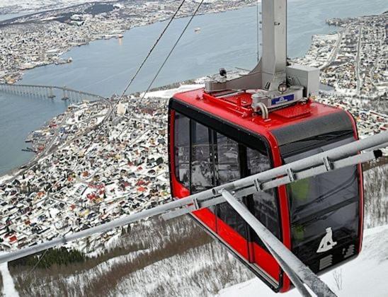Walo Apartments Tromsdalen - Close To Cable Car And Arctic Cathedral, 10 Min By Bus To City Centre, Free Parking ترومسو المظهر الخارجي الصورة